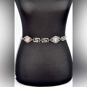 The Royal Metallic Metal Disk Chain Statement Belt